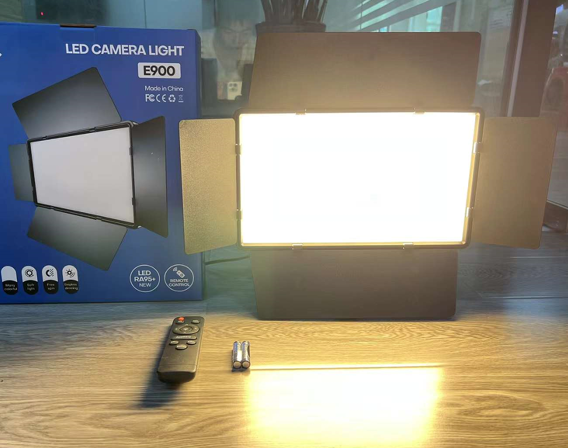 Kit d'éclairage vidéo LED Good - Good Lighting In Photography avis et prix